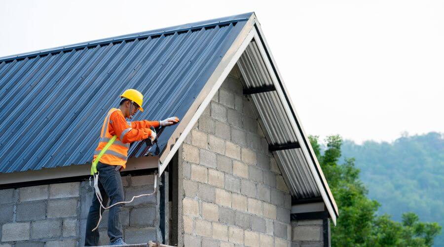 Expert Emergency Roof Repairs services in Laurel Bloomery, TN